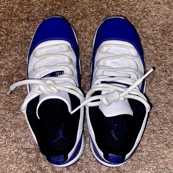 Air Jordan 11 Low Womens Concord - Picture 1 of 6